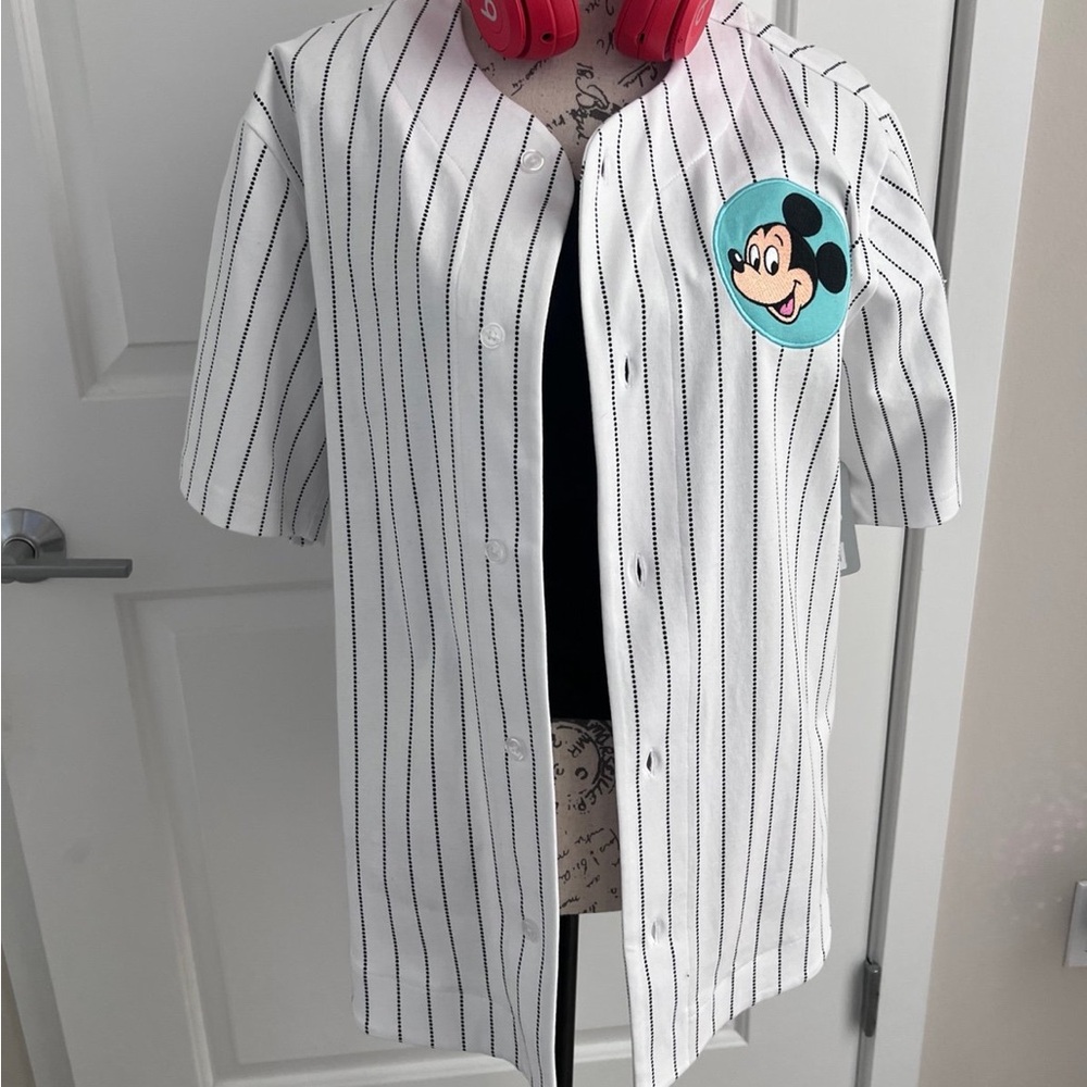 Disney Mickey Mouse ''Walt Cartoon Pals'' Baseball Jersey for Adults